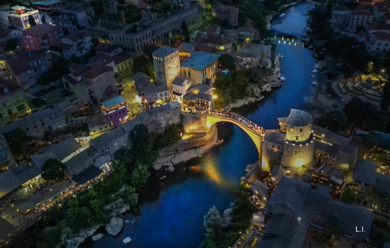 Shangri La Mansion โมสตาร์ ภายนอก รูปภาพ
