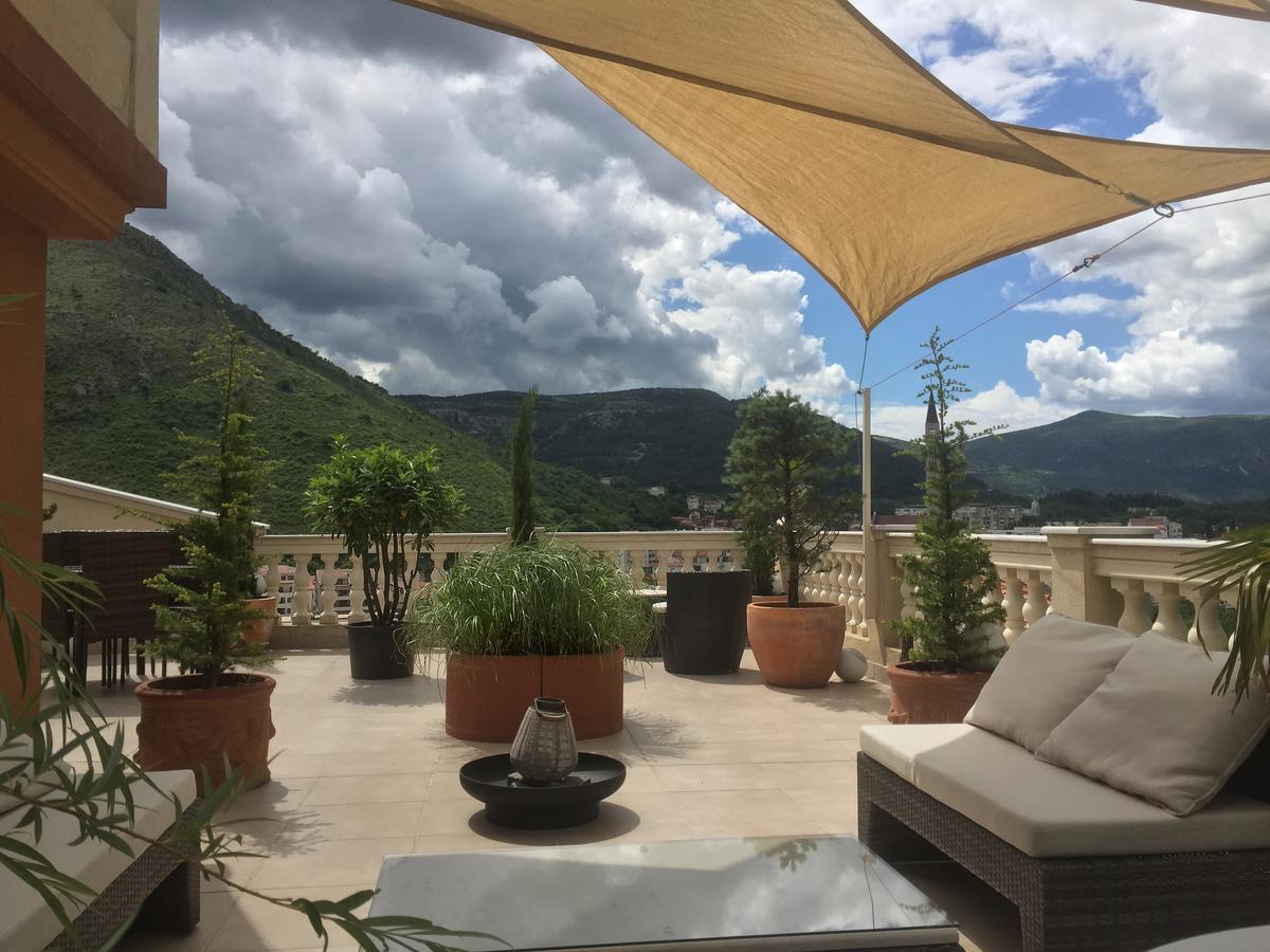 Shangri La Mansion โมสตาร์ ภายนอก รูปภาพ